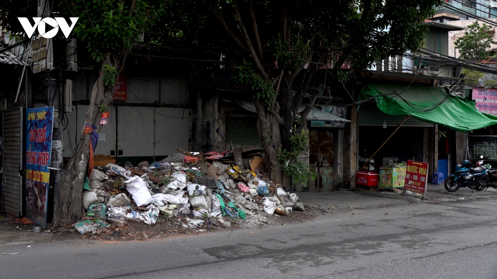 Dự án nghìn tỷ mở rộng đường Tam Trinh ở Hà Nội: 9 năm vẫn ngổn ngang